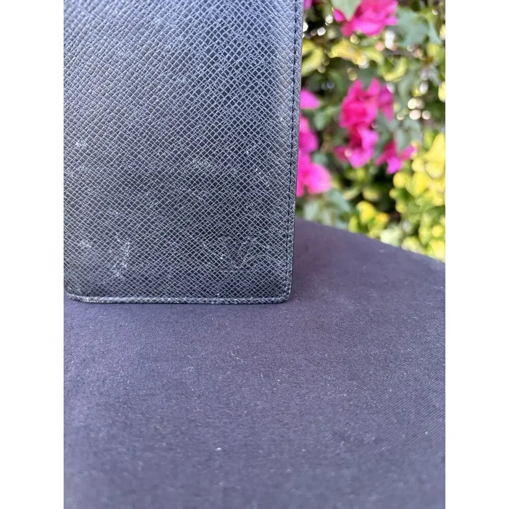 Louis Vuitton Taiga Leather Continental Brazza Long Bifold Wallet Black
